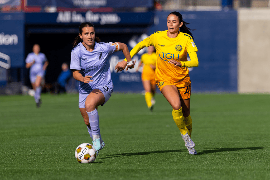 Photos: Vivianne Bessette Leads Tampa Bay to Victory Over&nbsp;Spokane